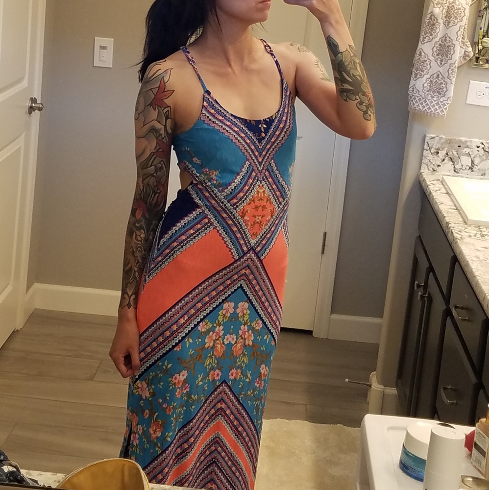 Faahion Nova maxi dress
